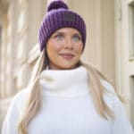 Violetti tupsupipo lapselle ja aikuiselle