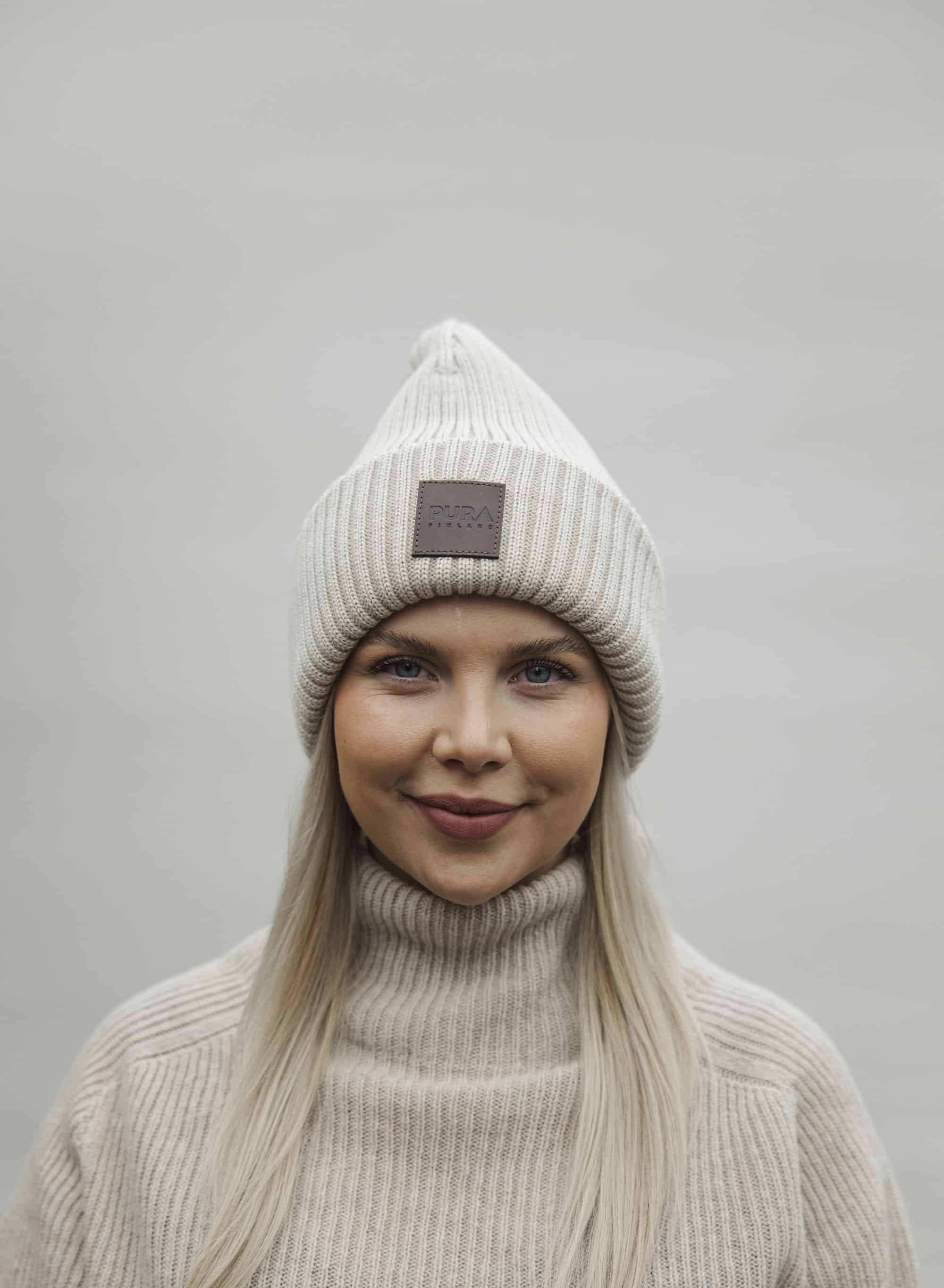 MERINO Large Rib Beanie pipo Musta PURA Finland merino-large-rib-beanie-pipo-musta-pura-finland